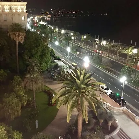 Le Petit Bourgeois De Apartment Nizza