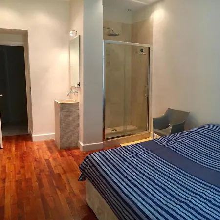 Le Petit Bourgeois De Apartment Nizza